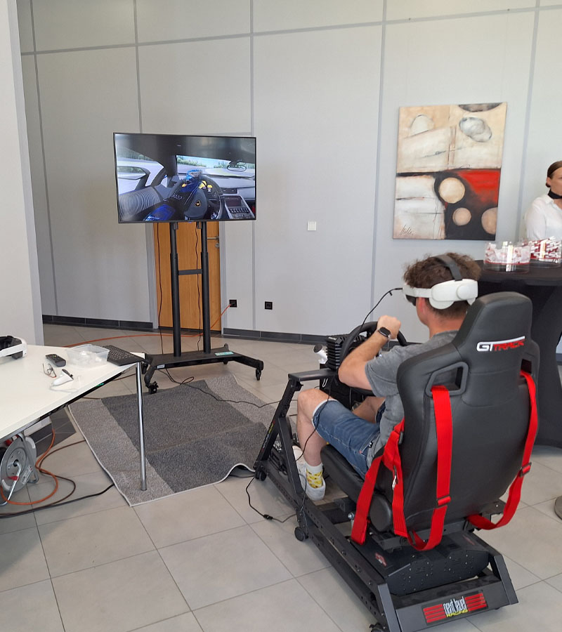 Der Spassmacher VR Rennsimulator